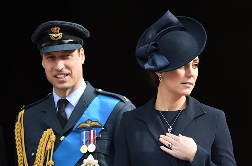 Am Freitag hat Herzogin Kate an der Seite ihres Mannes, Prinz William, einen Gottesdienst zum Ende des Afghanistan-Einsatzes besucht. Es dürfte einer der letzten öffentlichen Auftritte der 33-Jährigen vor der Geburt ihres zweiten Kindes gewesen sein. Foto: EPA
