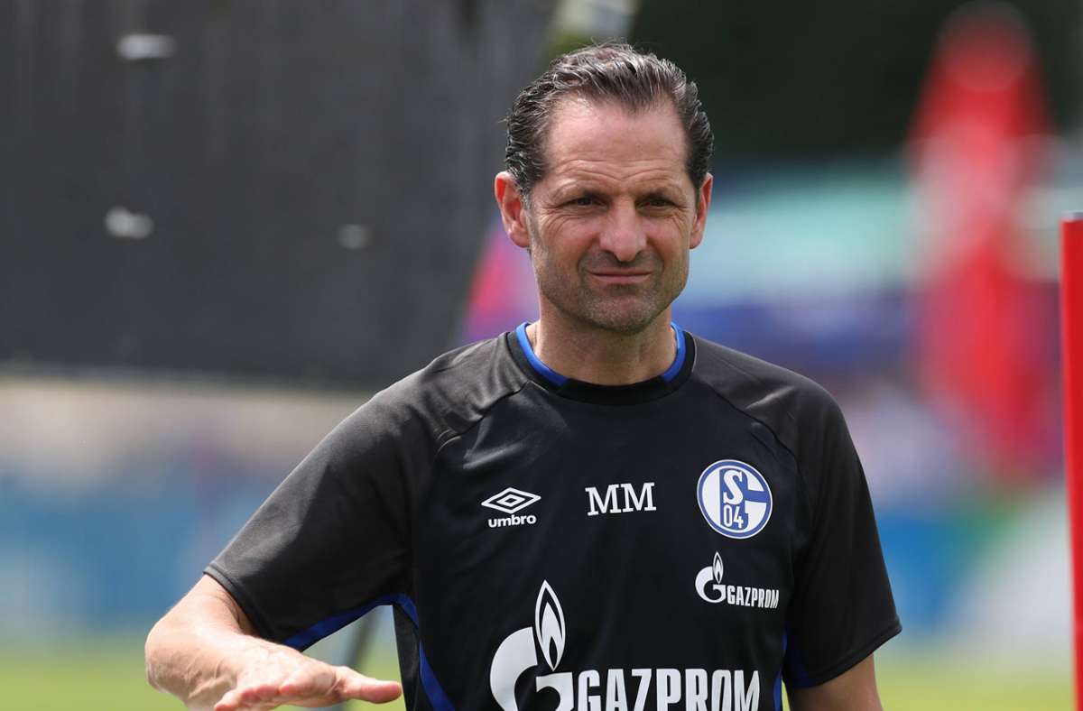 Nach 15 Jahren bei Borussia Dortmund wechselte Massimo Mariotti 2018 als Integrationsbeauftragter zum VfB. Doch bereits nach einem Jahr zog es den Schweizer zurück ins Revier. Jetzt kümmert sich der 59-Jährige auf Schalke um die Profis aus dem Ausland.