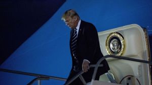 Donald Trump während seiner Asienreise Foto: AP