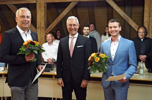 Rainer Däschler, Bürgermeister Ingo Hacker und Stefan Hartmann (von links). Foto: Elke Eberle