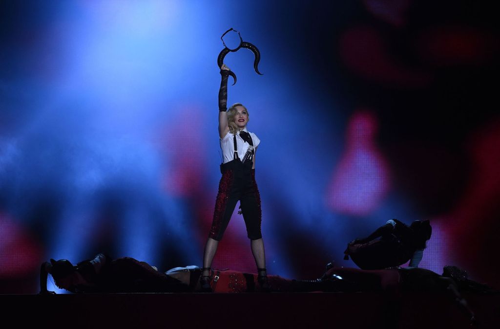 Madonna bei einem Auftritt im Jahr 2015 in London