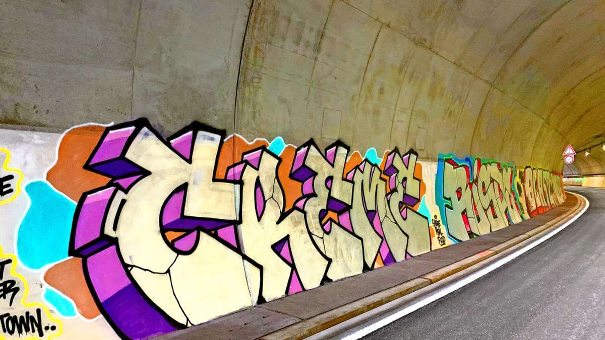 Illegale Graffiti in Stuttgart: Sprayer-Szene wütet in B14-Tunneln