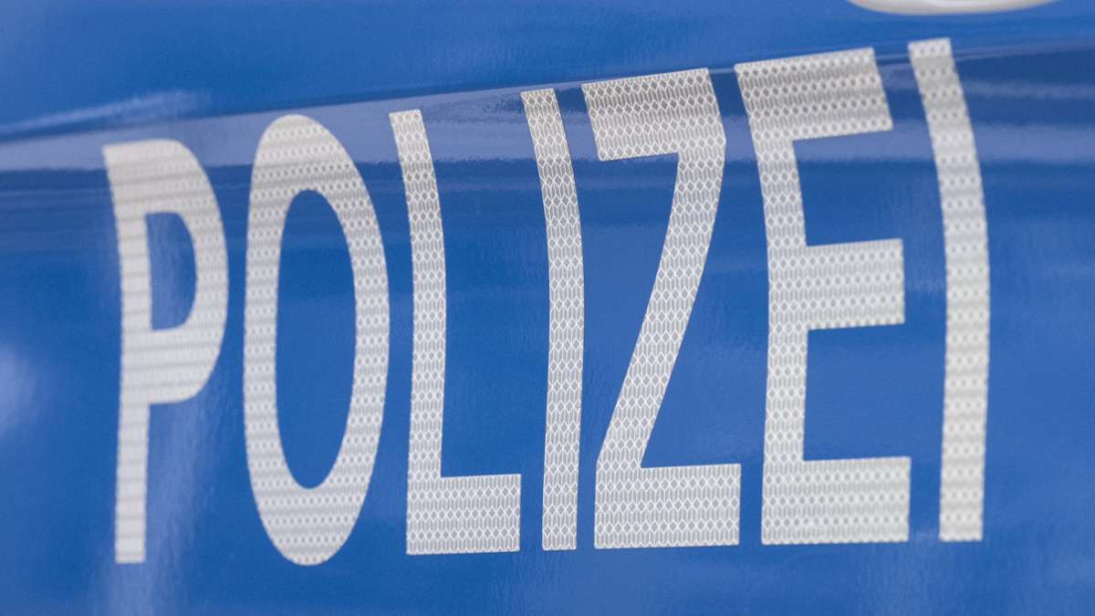 Stuttgart police looking for witnesses Exhibitionist sexually harasses ...