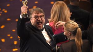 Gewinner des Abends: Der Regisseur Guillermo del Toro hat den Oscar für die beste Regie erhalten und außerdem für den besten Film „The Shape Of Water“. Foto: Invision