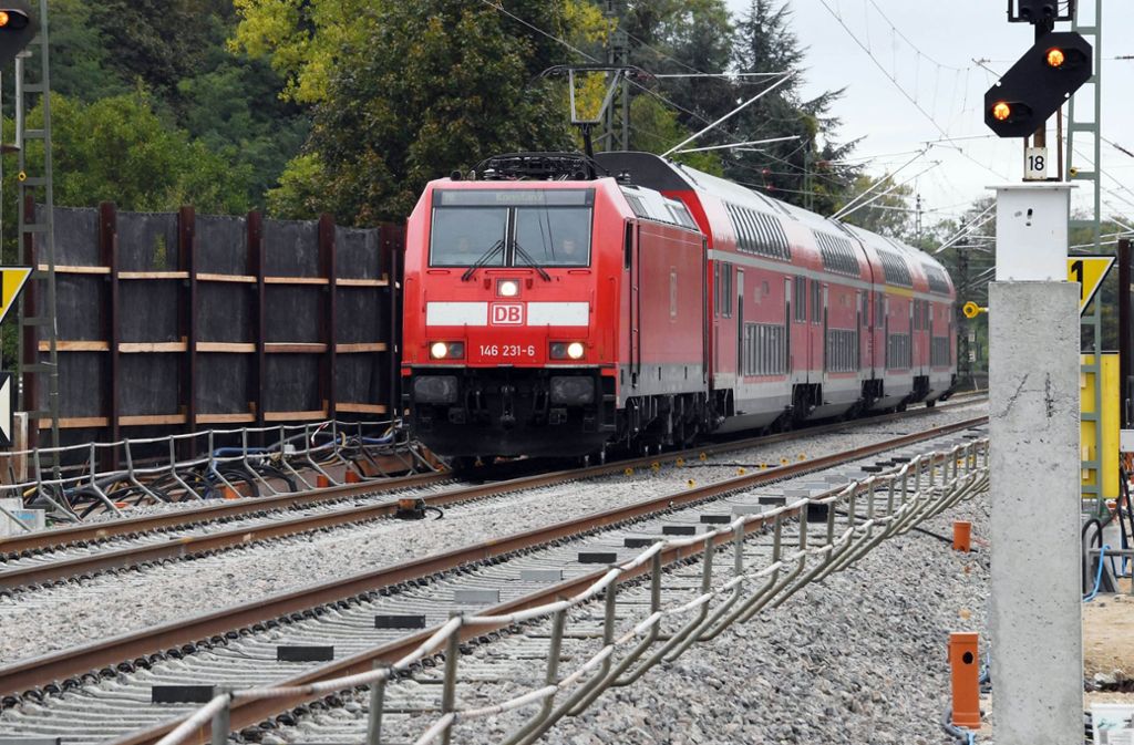 Strecke zwischen Offenburg und Freiburg Rheintalbahn bei Lahr gesperrt BadenWürttemberg