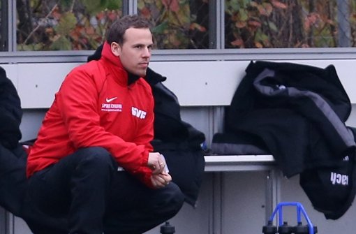 Der Fellbacher Trainer  Markus Kärcher kann nicht zufrieden sein. Foto: Pressefoto Baumann