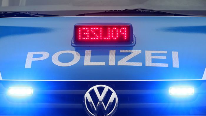 Mercedes-Fahrer fährt Kind an – Polizei sucht Beteiligte