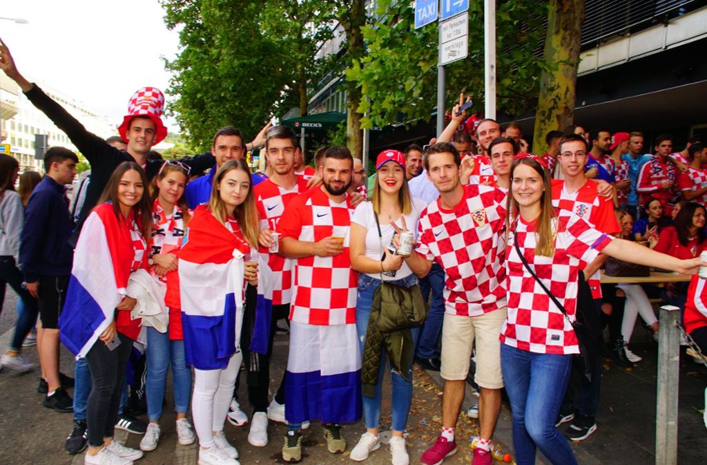 Bis nach Moskau wird man sie nicht hören. Doch die Unterstützung der schwäbischen Kroaten für ihr Team wird in Stuttgart unüberhörbar sein. Am Sonntag werden sie in der Innenstadt gemeinsam das WM-Endspiel schauen.