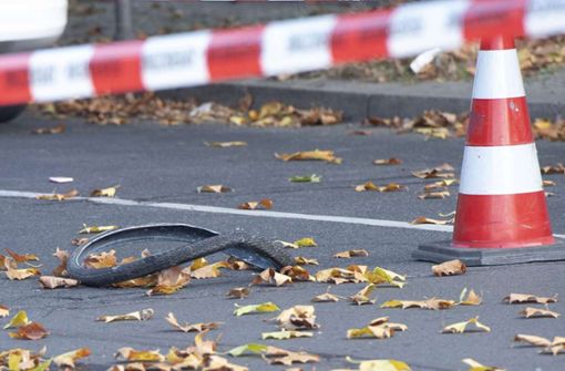 Eine Radfahrerin ist in Berlin-Wilmersdorf von einem Betonmischer überrollt und lebensgefährlich verletzt worden. Foto:  