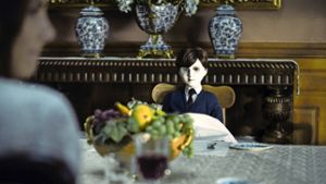 Auf eine Porzellanpuppe aufpassen: Szene aus „The Boy“ Foto: Capelight Pictures