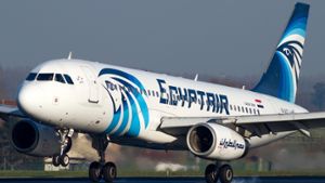 Ein Passagierflugzeug von EgyptAir mit 66 Menschen an Bord ist auf dem Flug von Paris nach Kairo über dem Mittelmeer abgestürzt. Foto: dpa