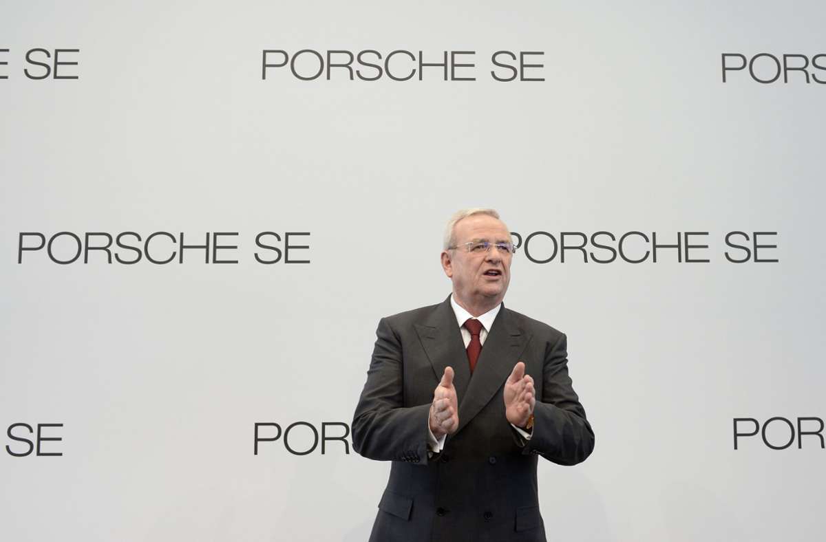 Martin Winterkorn war Chef von VW und Chef der Porsche Holding SE. Diese Doppelrolle wird im Anlegerprozess hinterfragt. Foto: AFP/Thomas Kienzle