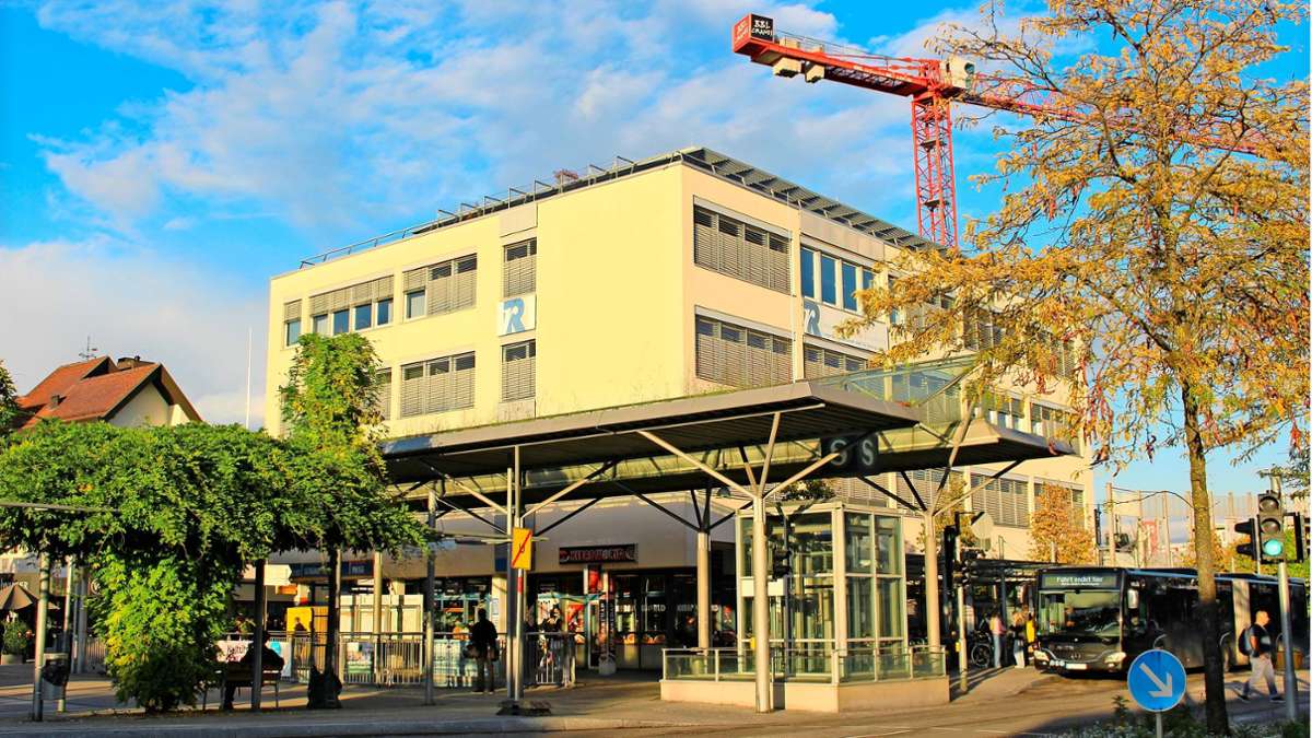 stadtverwaltung-in-filderstadt-die-verwaltung-wird-an-den-bahnhof