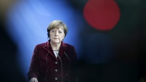Kanzlerin Angela Merkel geht in der Flüchtlingskrise ihren Weg unbeirrt weiter. Foto: AP