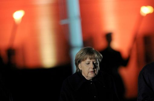 Der große Zapfenstreich für die Altkanzlerin Angela Merkel hat eine unschöne Reaktion einer Rentnerin aus dem Rems-Murr-Kreis ausgelöst. Foto: dpa/Hannibal Hanschke