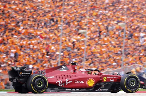 Charles Leclerc siegt im Ferrari auf dem Red-Bull-Ring. Foto: AFP/JOHANN GRODER