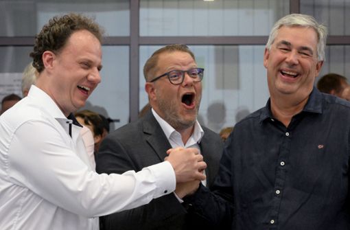 Nico Lauxmann (Mitte) hat das Rennen bei der Oberbürgermeisterwahl gemacht. Foto: Archiv (Peter Mann)