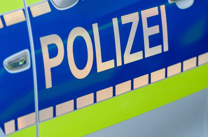 Verfolgungsjagd endet im Kreis Ludwigsburg: Autofahrerin flüchtet vor der Polizei