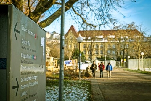 Das Königin-Katharina-Stift in der Innenstadt: Auf dem Schulweg durch den Schlossgarten herrscht Alarm. Foto: Lichtgut/Max Kovalenko