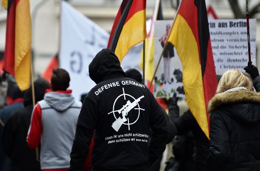 Bei einer Kundgebung Rechtsextremer werden am Samstag in Karlsruhe bis zu 900 Teilnehmer erwartet. (Symbolbild) Foto: dpa