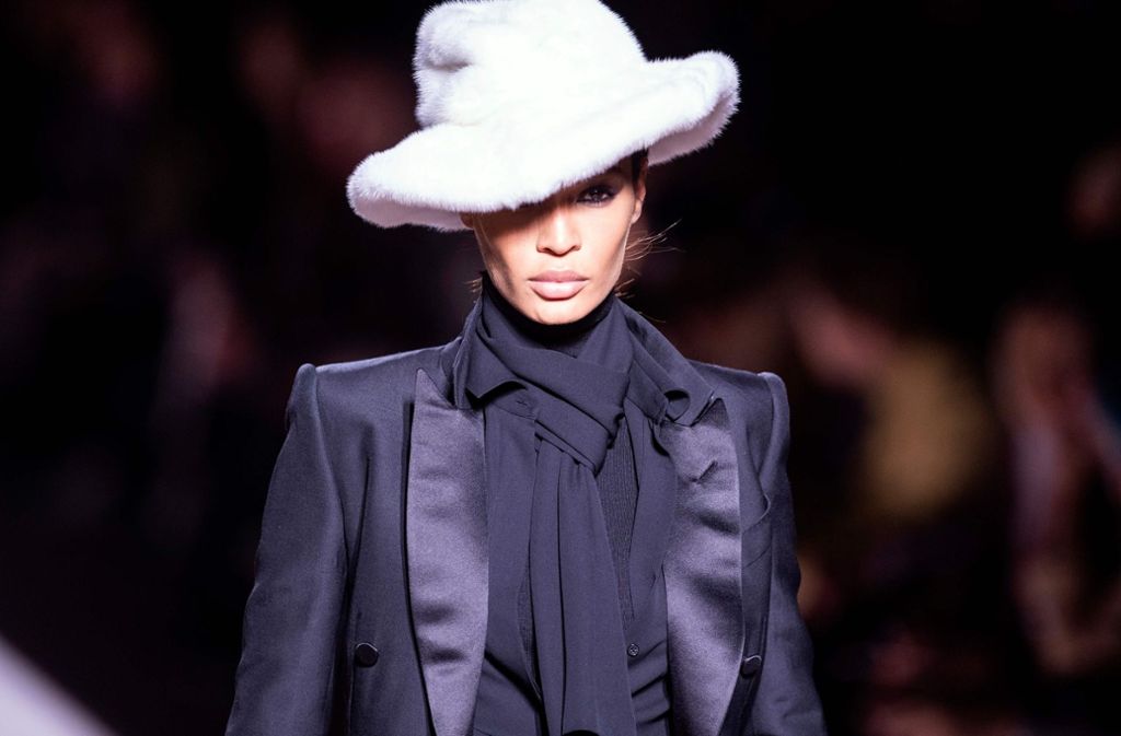 Das US-Model Joan Smalls präsentierte die neue Kollektion von Tom Ford auf der New Yorker Fashion Week.