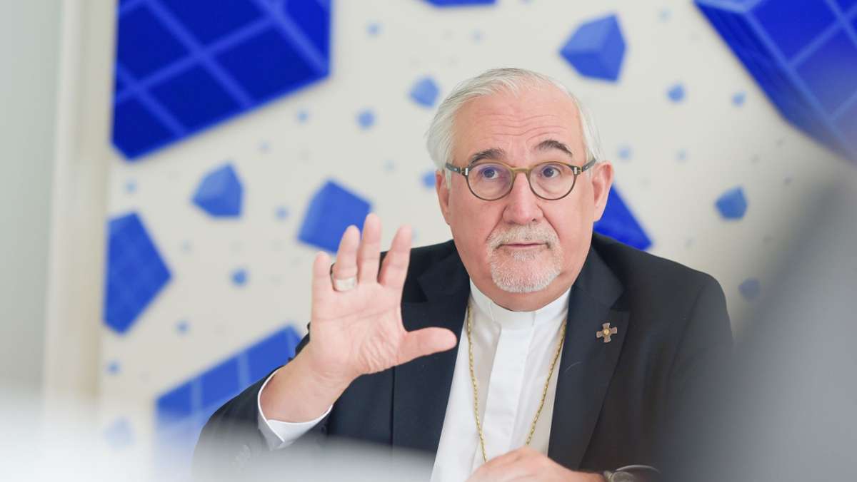 Bischof Gebhard Fürst im Interview: „Ich halte den Zölibat weiter hoch“
