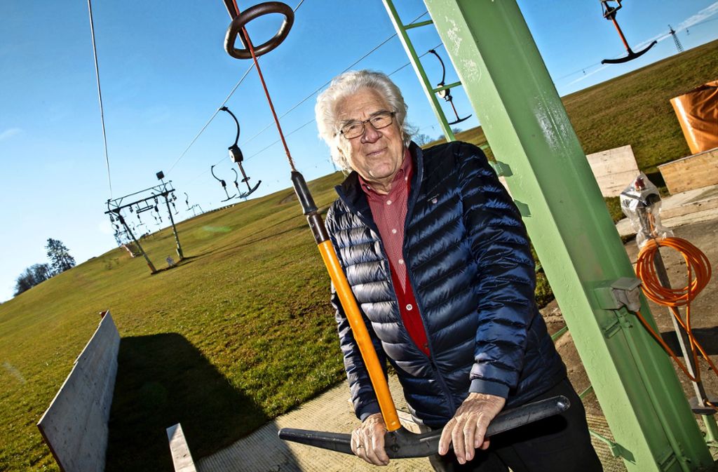 Hubert Lang  betreibt seinen Lift in Treffelhausen seit mehr als 50 Jahren. Foto: Ines Rudel