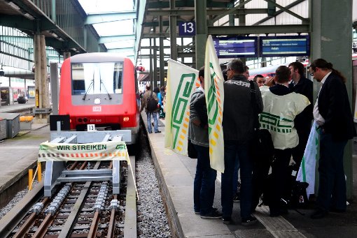 Die Lokführergewerkschaft GDL bestreikt den Bahnverkehr - wer in Stuttgart auf die S-Bahn baut, muss umdisponieren. Foto: www.7aktuell.de |