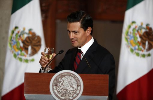 Donald Trumps Pläne, eine Mauer an der Grenze zu Mexiko zu errichten, stößt bei Mexikos Präsident Enrique Peña Nieto auf Widerstand. Foto: dpa
