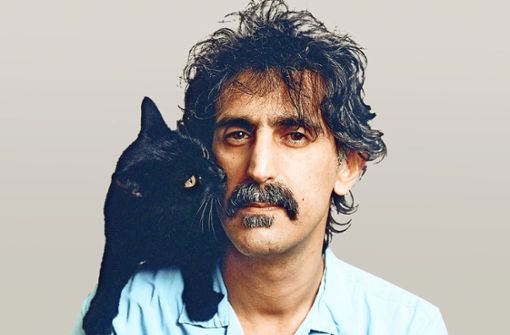 Er hat es dem Publikum selten leicht gemacht und wird von seinen Anhängern auch dafür verehrt:  Der Sänger, Gitarrist und Komponist Frank Zappa (1940–  1993) Foto:  