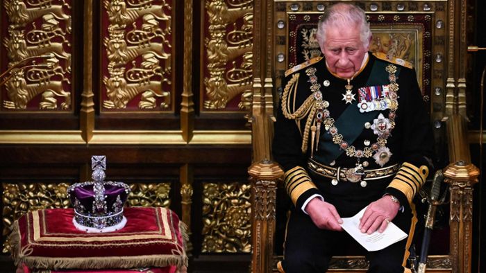 Prinz Charles leitet erstmals Parlamentseröffnung in London