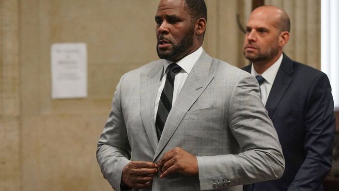 Ex-Superstar R. Kelly plädiert auf nicht schuldig