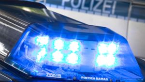 Lastwagen auf Autobahn hinter Frankfurter Kreuz beschossen