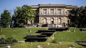 Einst ein Vorbild für die Villen eines selbstbewussten Bürgertums, heute ein Sanierungsfall: Die in Stuttgarts Osten gelegene Villa Berg. Foto: Leif Piechowski