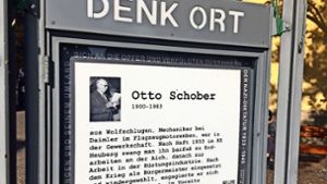 An der Kreuzkirche erinnert die Gedenkinitiative an Otto Schober. Foto: Kulturamt Nürtingen