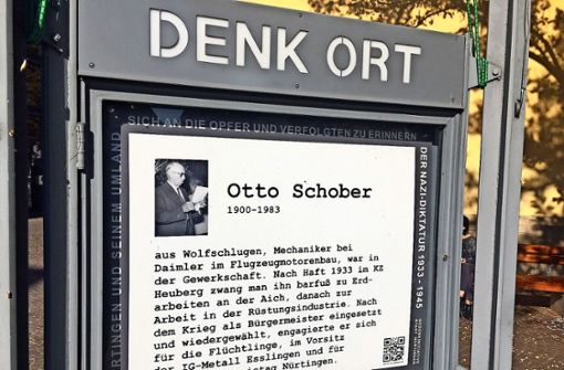 An der Kreuzkirche erinnert die Gedenkinitiative an Otto Schober. Foto: Kulturamt Nürtingen