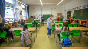Corona-Schnelltests für Schüler werden  auch an der Schule Innenstadt in Esslingen durchgeführt. Foto: Roberto Bulgrin
