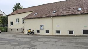 Die alte Halle des TSV Uhlbach soll einer neuen weichen. Foto: Maira Schmidt