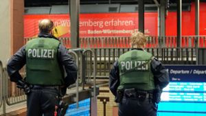 Mit einem Großeinsatz reagierte die Polizei in Offenburg auf die Anschlagsandrohung. Foto:  