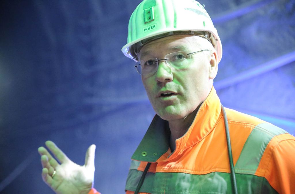 Georg Hofer ist Tunnelbauer – er arbeitet als Bauleiter für das Bahnprojekt Stuttgart-Ulm im Stuttgarter Untergrund. Foto: Siri Warrlich