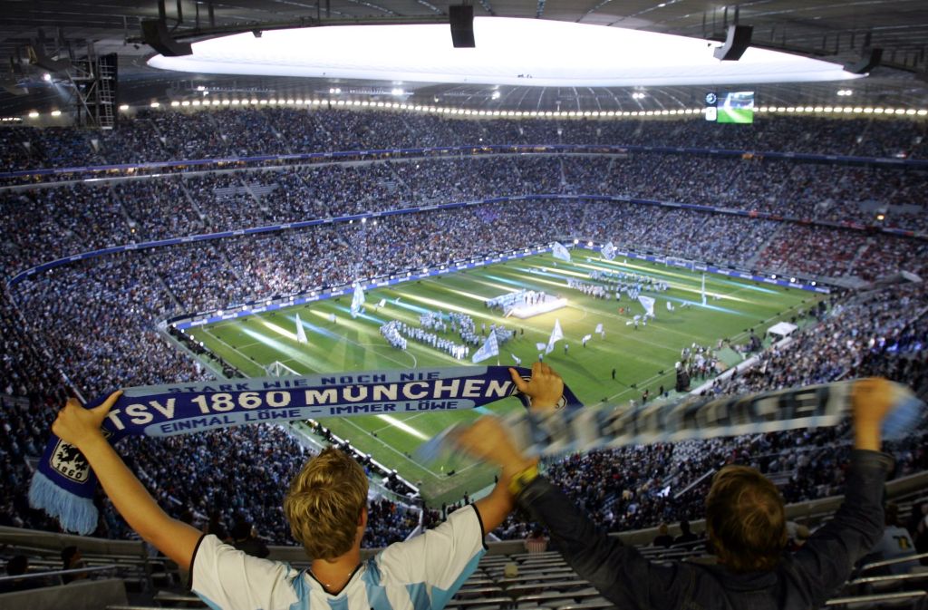 1860 München verlässt die Allianz Arena. Foto: dpa