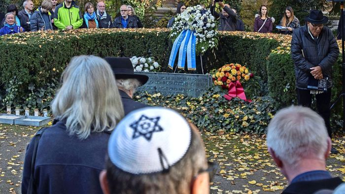 Ein Weg des Friedens zum Synagogenplatz
