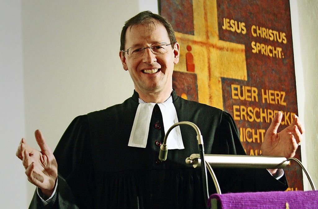 Pfarrer Manfred Mergel spricht und predigt am liebsten auf Schwäbisch. Foto: Klaus Wagner