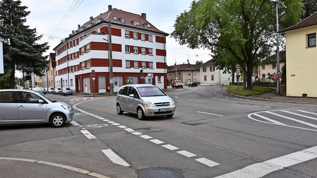 Stuttgart-Obertürkheim: Sechs Unfälle  an der gleichen Stelle