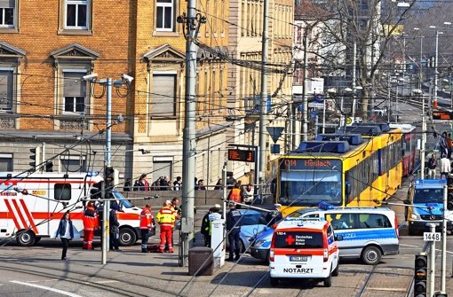 Unfallbrennpunkt Nummer eins in Stuttgart: Die Kreuzung Prag-/Neckartalstraße zwischen Rosensteinbrücke und Wilhelma Foto:  