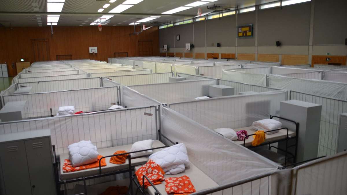Flüchtlingsunterkünfte in Stuttgart: Hände weg von den Hallen