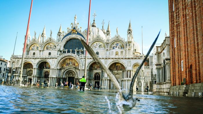 Das Wasser frisst sich in Venedigs Seele