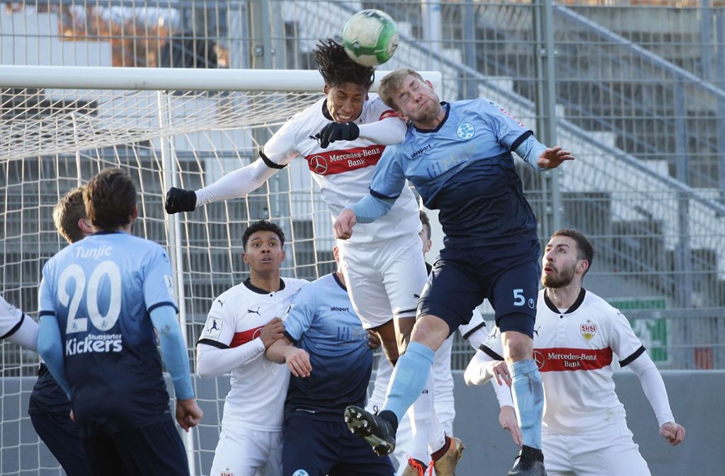 Der VfB Stuttgart II hofft im Regionalligaspiel gegen den 1. FC Saarbrücken auf einen Heimsieg.