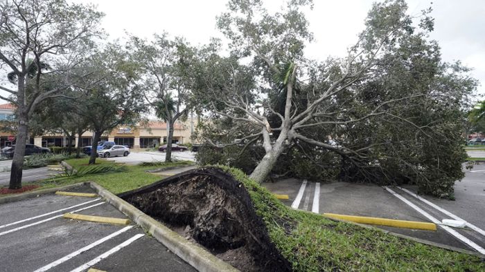 Hurrikan „Ian“: Wirbelsturm trifft auf Westküste Floridas