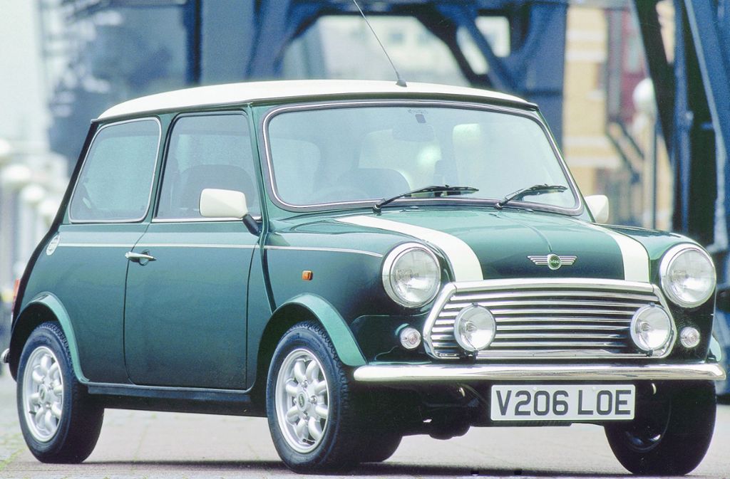 Die Legende lebt, zumindest als begehrter Youngtimer auf dem Gebrauchtwagenmarkt: der klassische Mini, hier ein Modell  aus den 90er Jahren.